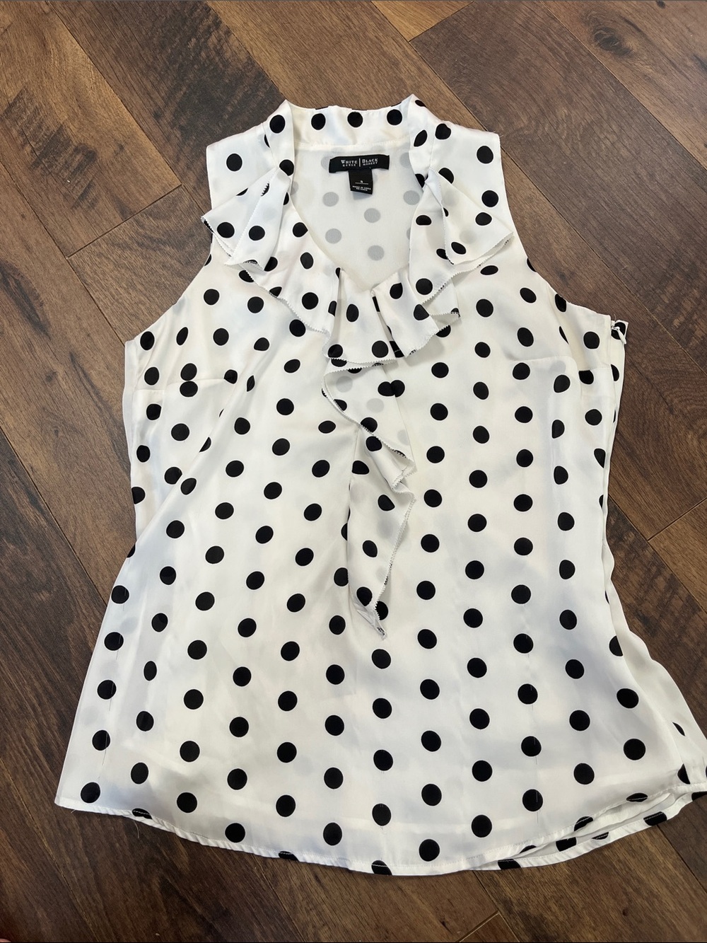 White and black lady small Black and White Polka Dot Ruffle Neck Sleeveless Top